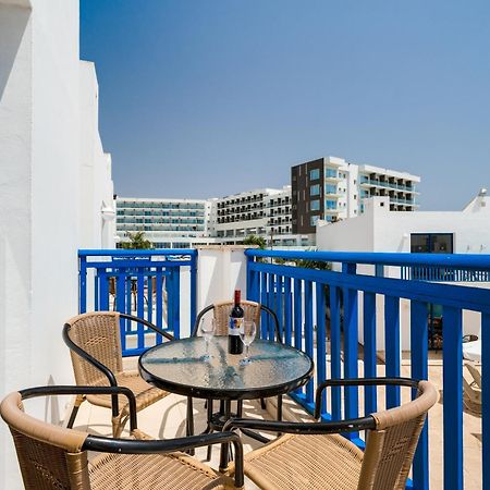 Kritamo Beach Hotel Apartments 圣纳帕 外观 照片